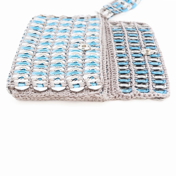 Vintage Handmade Blue and Silver Soda Tab Crochet Wristlet Pouch - Picture 6 of 10